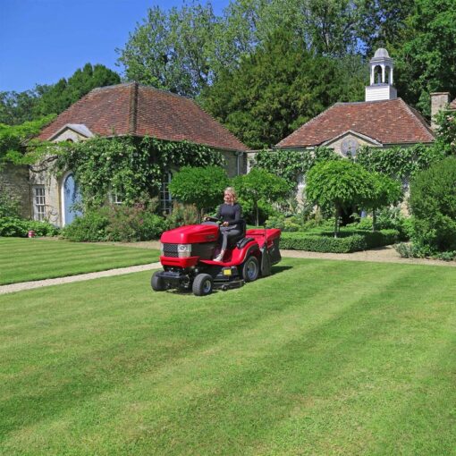 Westwood T100 Ride On Mower with 48 Inch XRD Deck and Collector - Image 2